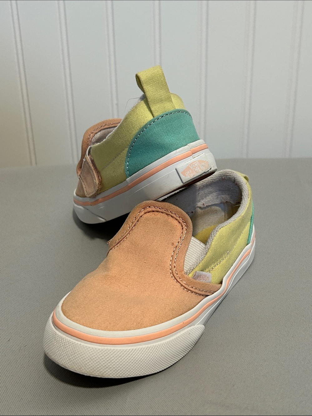 Vans Kids Slip-On W/ velcro - Peach, Yellow & Teal SZ: 9